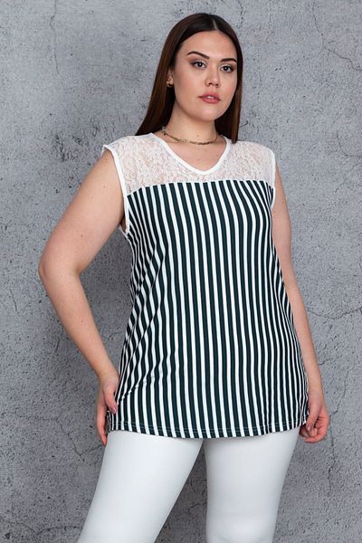 Şans Große Damen-Bluse mit grüner Robe und Spitze, gestreift, 65n25567