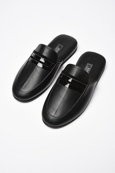 GC Men's Black Poly Sole Patent Leather Buckle Leather Home Slippers 380