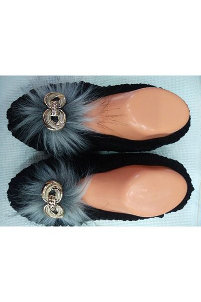 Kevser nur tuhafiye Hand Knitted Velvet Booties