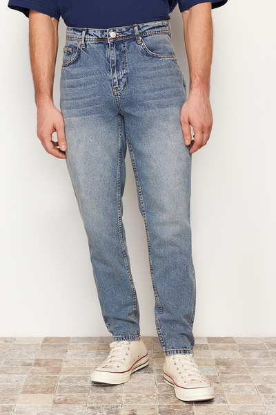 Trendyol Collection Džíny Relax Fit Boyfriend – středně modré, 100% bavlna, džínové kalhoty Distressed Look TMNAW23JE00043