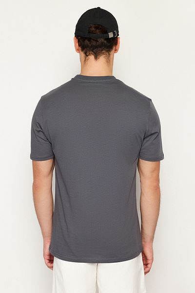Trendyol Collection Vyšívané tričko AnThraciTe Wolf 100% Regular Fit - TMNSS24TS00056