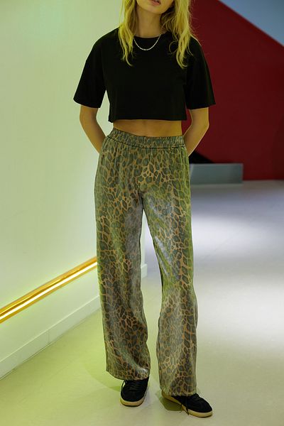 Edit by Trendyol Multicolored Leopard Patterned Satin Woven Trousers with Elastic Waist TEDAW24PL00004