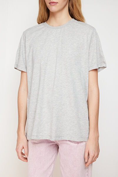 Trendyol Collection Gray Melange Basic Crew nyakú kötött póló TWOSS23TS00000