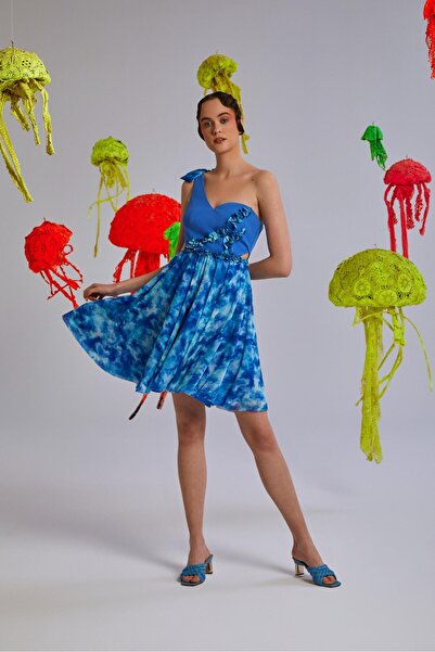 Nur OSKAY Maxima, Saks Mavisi, Büzgülü, Asimetrik, Pencere Detaylı, Tek Askıl...