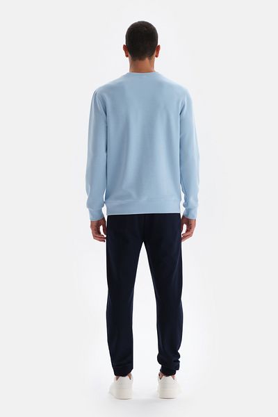 Dagi Blaues Langarm-Sweatshirt mit Rundhalsausschnitt