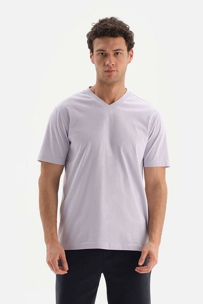 Dagi Lilafarbenes Basic-T-Shirt aus Supima mit V-Ausschnitt