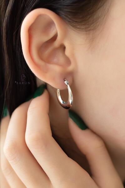 BY BARUN SİLVER Halka Küpe Oval Beyaz Silver 925 Ayar Kancalı Gümüş Küpe