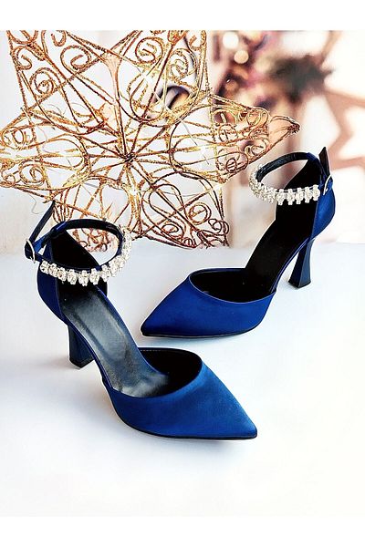Navy stilettos top