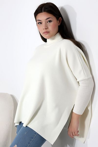Devinka Women's White Oversize Slit Knitwear Poncho Sweater