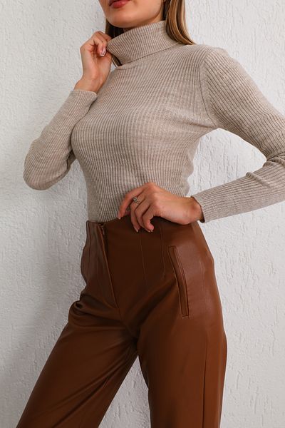 BİKELİFE Stretchiger Rollkragenpullover aus Lycra für Damen in Stein