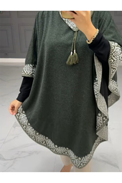 HİLA Ecrin Kumaş Kenarları Triko Detaylı Püsküllü Panço 8008