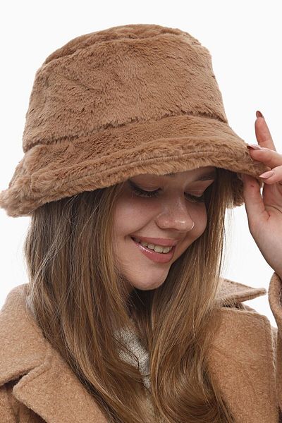 Makro Optik Rabbit Feather Bucket Plush Hat