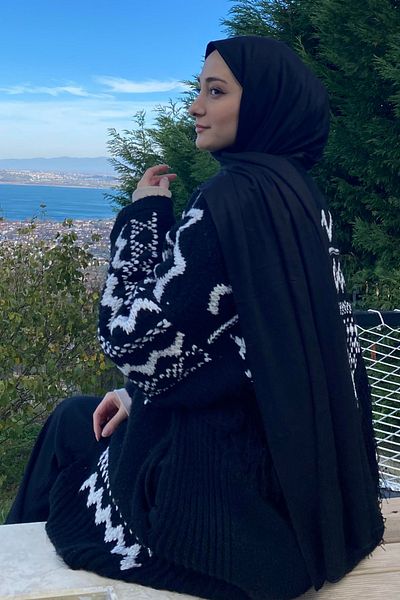 Yefrastore Women's Hijab Combed Cotton Shawl Black