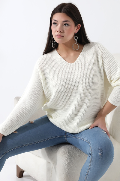 Devinka Pulover de damă alb cu decolteu în V Thessaloniki Knit Oversize Tricotaj