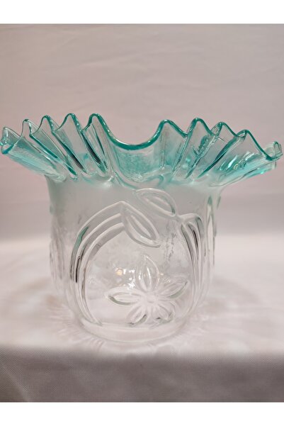 KUĞULU Kıvırcık Lambader Camı. Turkuaz Mavi-şeffaf Renkli.alt Çapı:10,00cm-h:15,50cm.