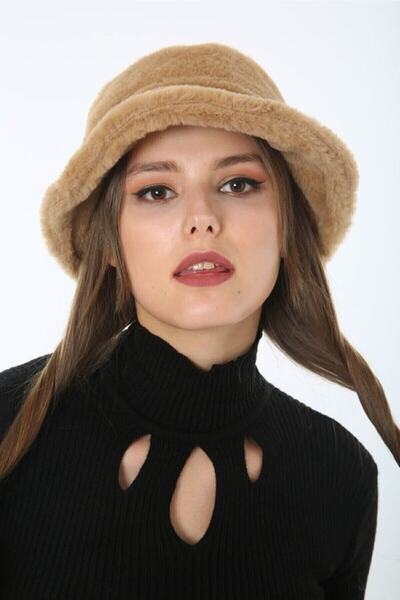 TOBAİ Soft Textured Rabbit Fur Plush Bucket Hat