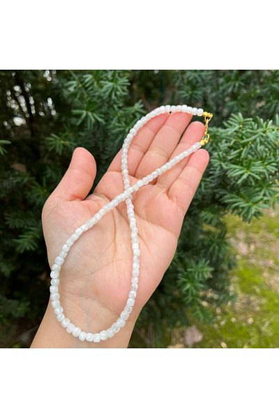 Gepstone قلادة من الحجر الطبيعي بتصميم مكعب من حجر القمر 43 سم