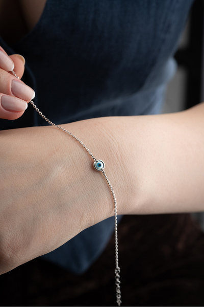 Nereze 925 Ayar Gümüş Minimal Rodyum Kaplama Nazar Göz Bileklik