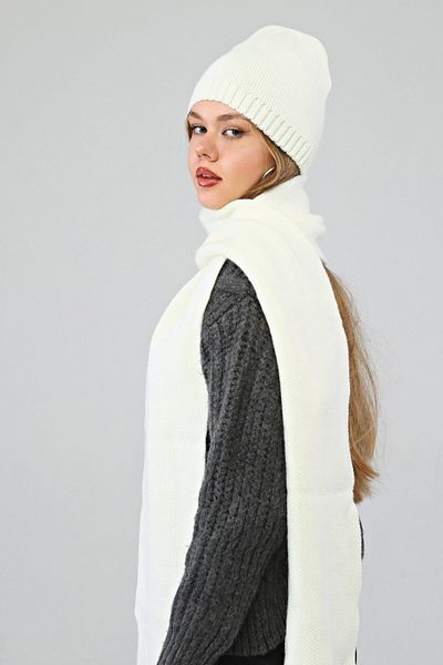 Aghilo - White Luxury Scarf Beret Set