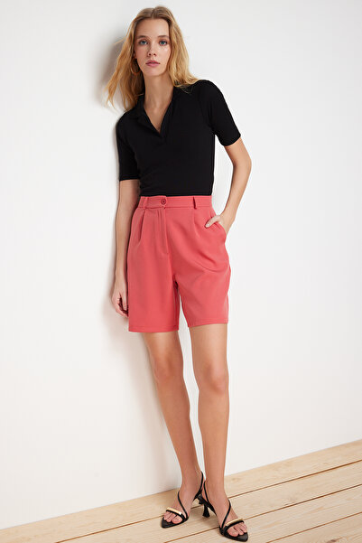 Trendyol Collection Dried Rose Regular Pattern Pocket Woven Shorts TWOSS19WX0108