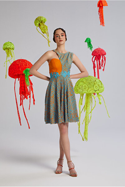 Nur OSKAY Apron, Tek Omuz, Asimetrik, Mercan Desenli, Astarlı, Pamuklu, Triko...