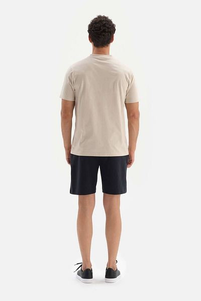 Dagi Beiges Basic-T-Shirt aus Supima mit V-Ausschnitt