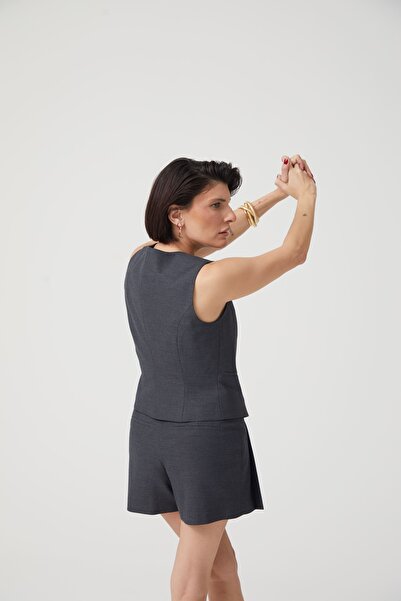 Charm in Urban Antrasit Pileli Şort Etek