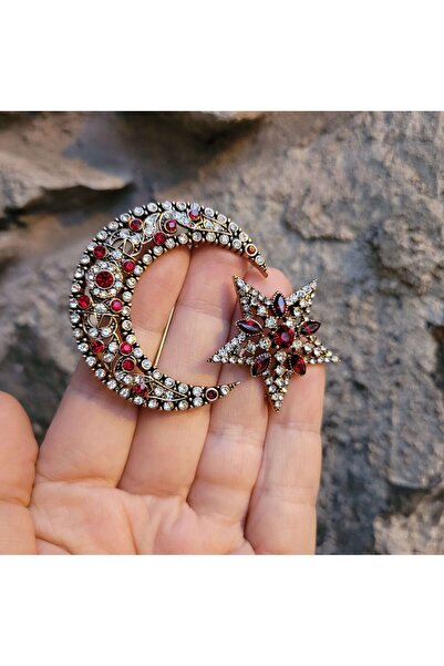 Arco Baleno Di Celine Kan kırmızı ayyıldız montürlü ay ve yıldız beyaz taşlı bayrak ay yıldız broş