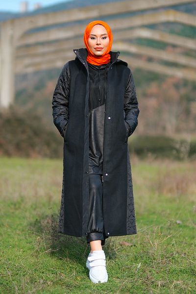 Minel Women's Black Stamped Quilted Coat