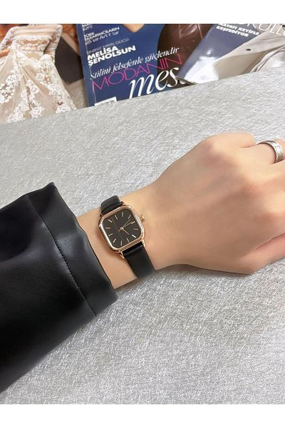 LOOQ Minimal Strap Cord Women's Watch
