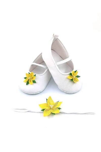 Babytor سلسلة خاصة من أحذية البابونج الصفراء المطلية بإبرة باللون الأبيض والأ...