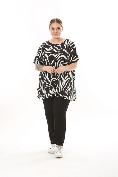 XL Modam WOMEN'S LARGE SIZE BLACK AND WHITE PATTERNED LYCRAL TUNIC