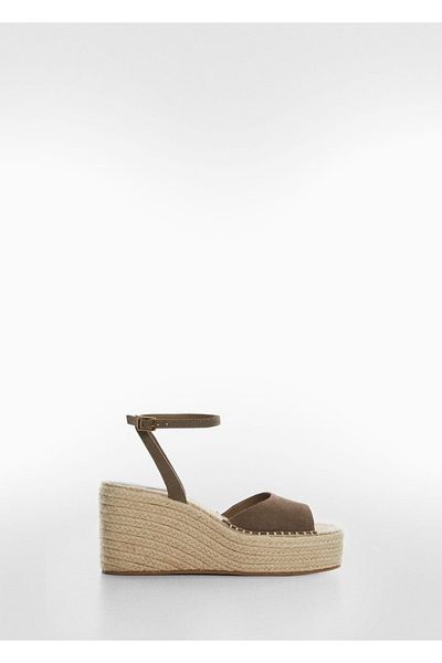 MANGO Woman Sandalen aus Leder mit Keilabsatz