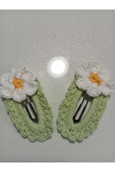 Vitaörgü Set of 2 Hand Knitted Daisy Buckle