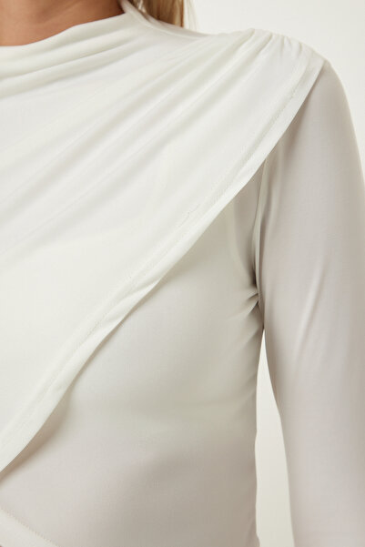 Happiness İstanbul Ecru Ruffle Detailní halenka s límečkem CE00092