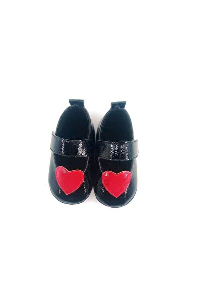 Babytor Siyah Rugan Kırmızı Kalpli Bebek Ayakkabısı