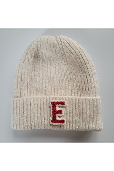 initialess Mohair Folded Knitted Ecru Wool Beret with Letter E