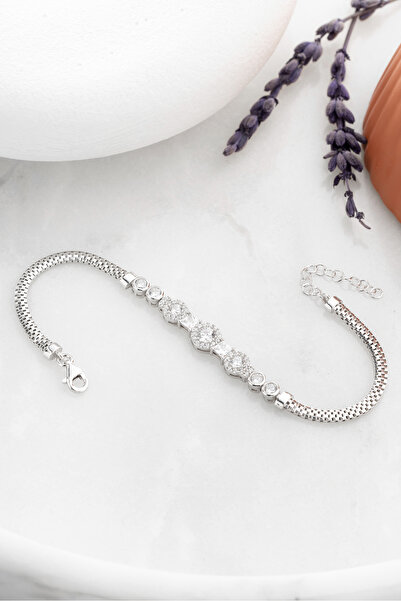 Nereze 925 Ayar Gümüş Balık Sırtı Zincirli Elmas Montür 3 Taşlı Bileklik