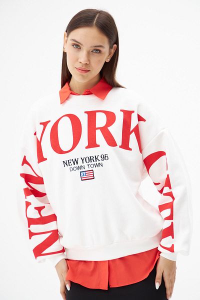 Laluvia Ecru Red New York Printed Sweatshirt