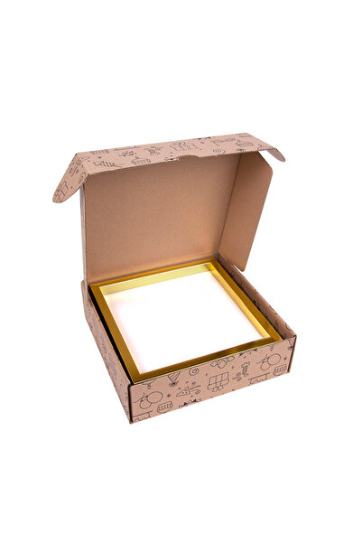 Nobbystar Yapışkanlı Sök-tak Klasik Altın Kare Çerçeveler - 3'lü Paket 21x21cm
