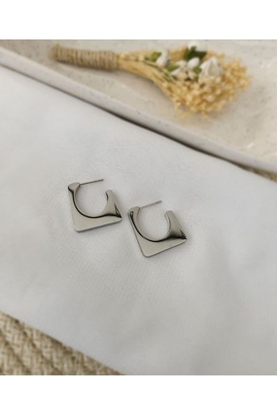 Ezgili Takı Square Cut Steel Earrings