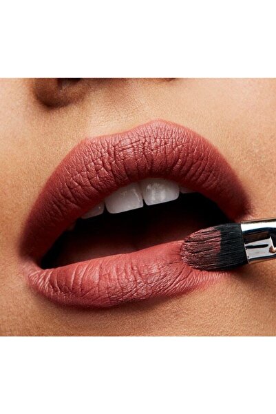 M.A.C M·A·CXIMAL Ruj de buze Silky Matte Ruj cu efect hidratant pentru culoare intensă - Taupe