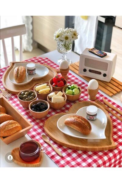 KESEN ZÜCCACİYE Porcelain 6-Piece Heart Shaped Presentation Plate Set