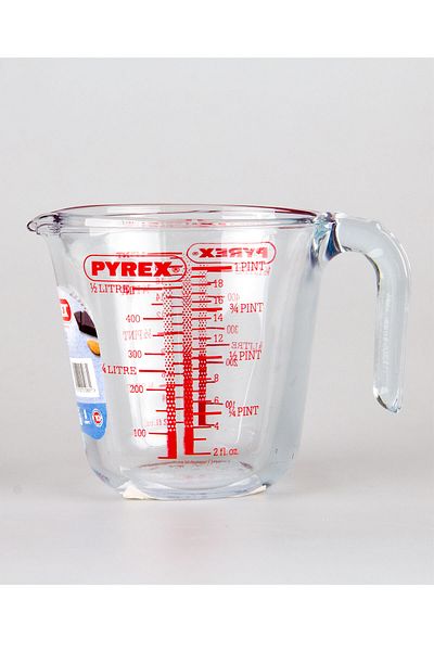 Pyrex Glass Measuring Cup 0.5L