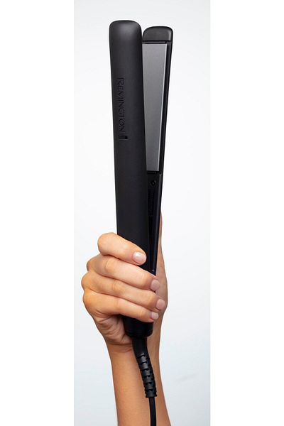 Remington مكواة فرد الشعر السيراميكية المصنوعة من السيراميك والتيتانيوم S3700