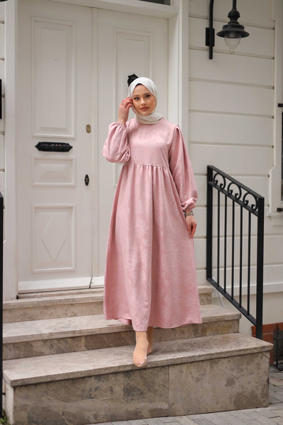 shalby فستان طويل من الجاكار بحزام