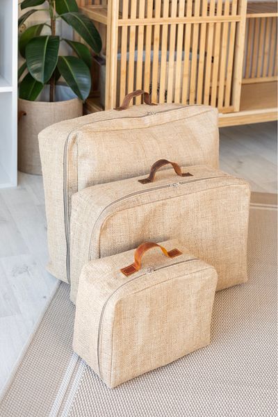 Art Bee Set of 2 Jute Base Pillow Quilt Sweater Bag