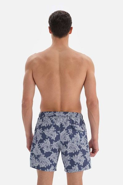 Dagi Mittelgroße Badeshorts mit Caretta-Muster in Indigo