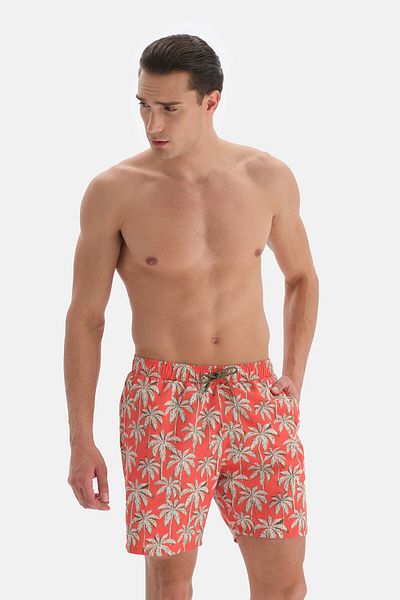 Dagi Orange - Mittelgroße Badeshorts mit Palmenmuster in Ecru