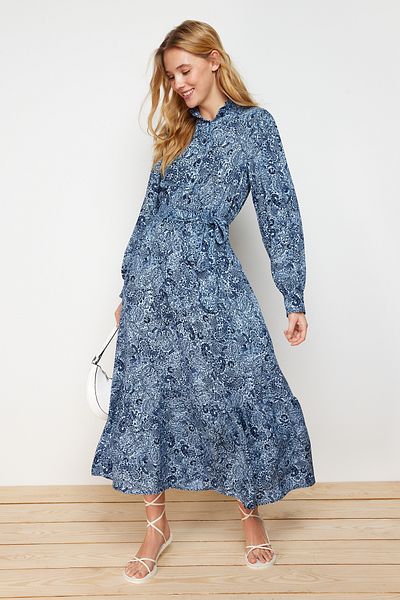 Trendyol Modest Modré květinové tkané šaty z viskózy TCTSS24EB00074